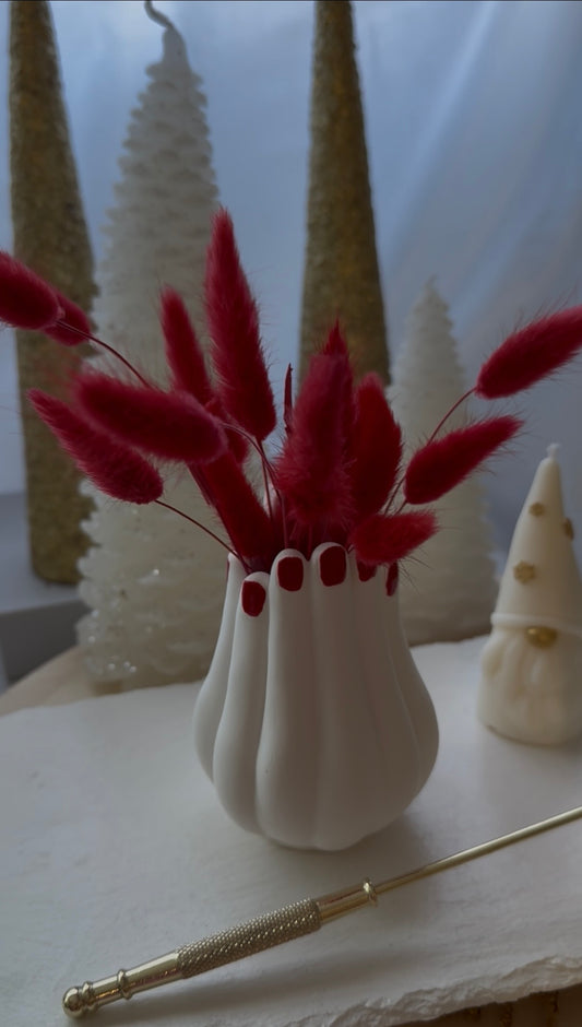 Florero Escultura “Manos que Acompañan”