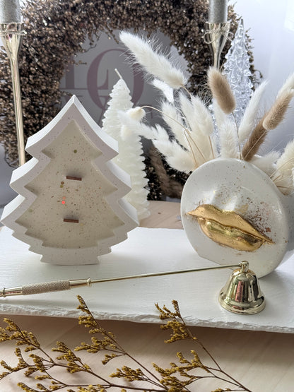 🎄 Vela Árbol de Abeto — Esencia Invernal y Diseño Artesanal