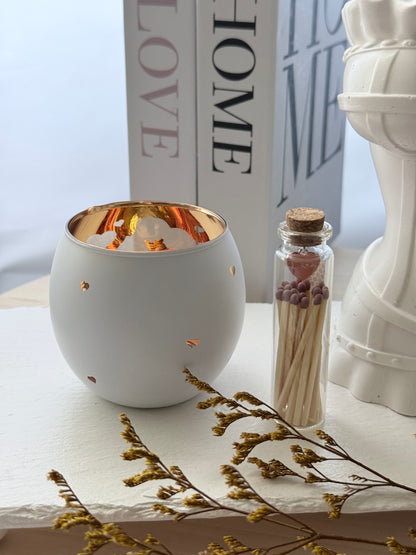 Porta Velas Decorativo con Diseño de Corazones