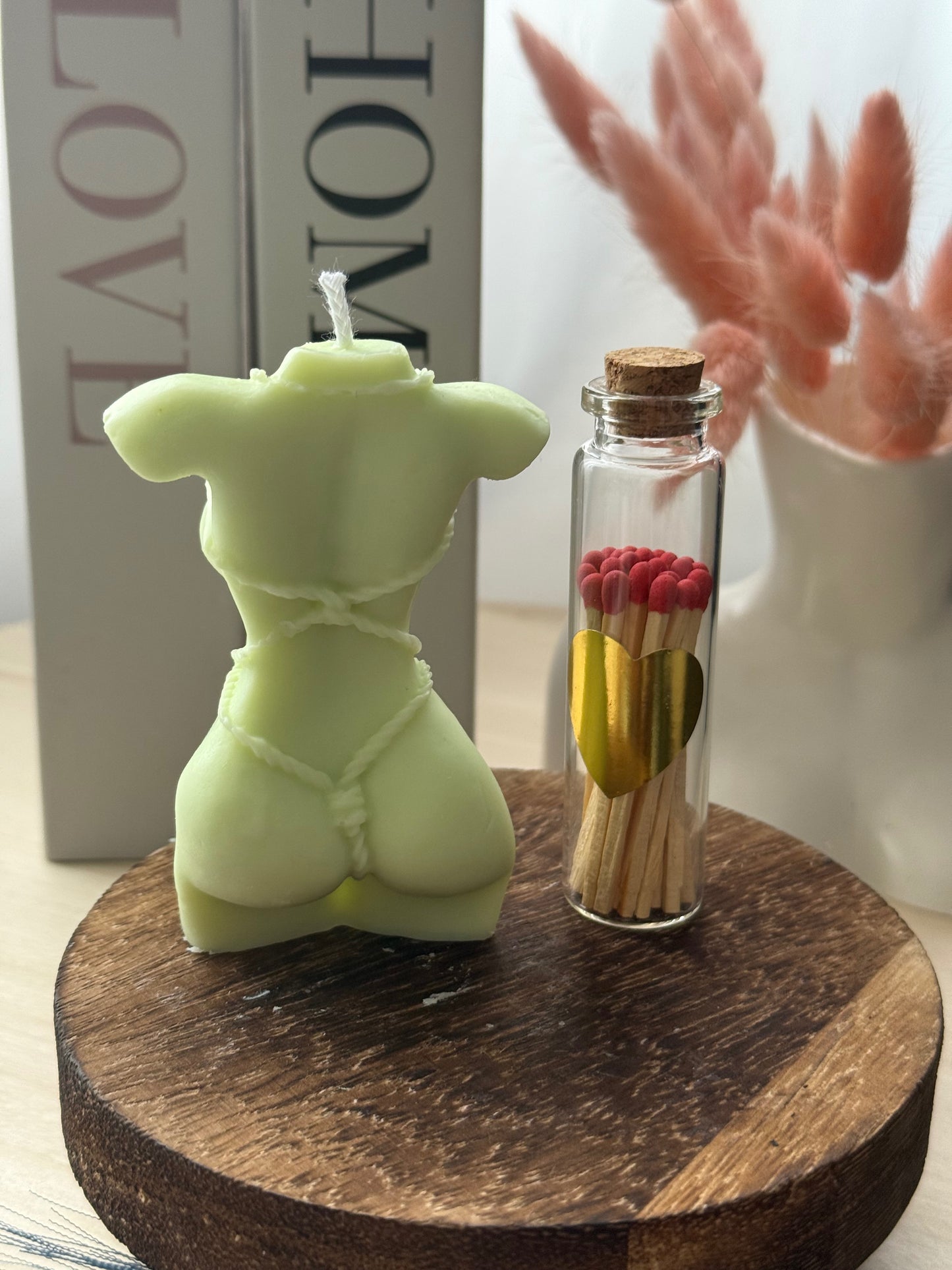 Vela mujer